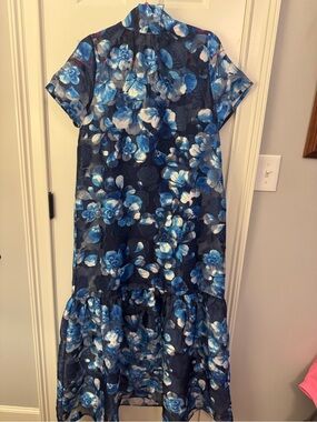 Sugarlips Navy and Blue Floral High-Neck Dress